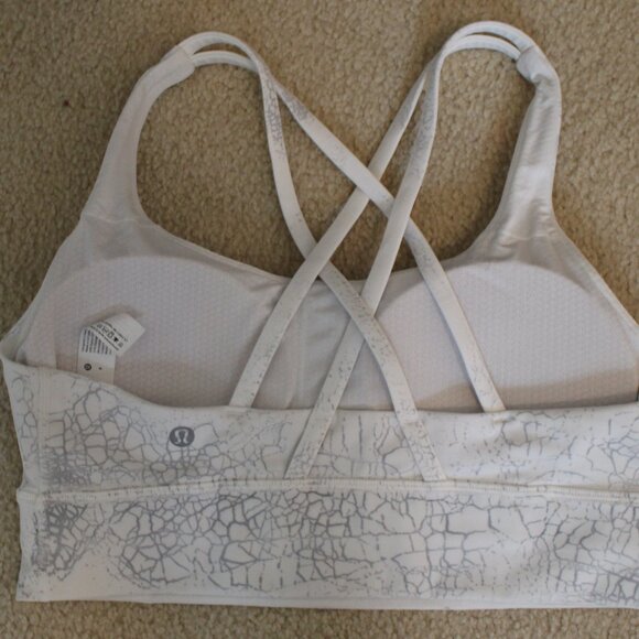 Lululemon Energy Bra - Size 8 - Picture 2 of 3